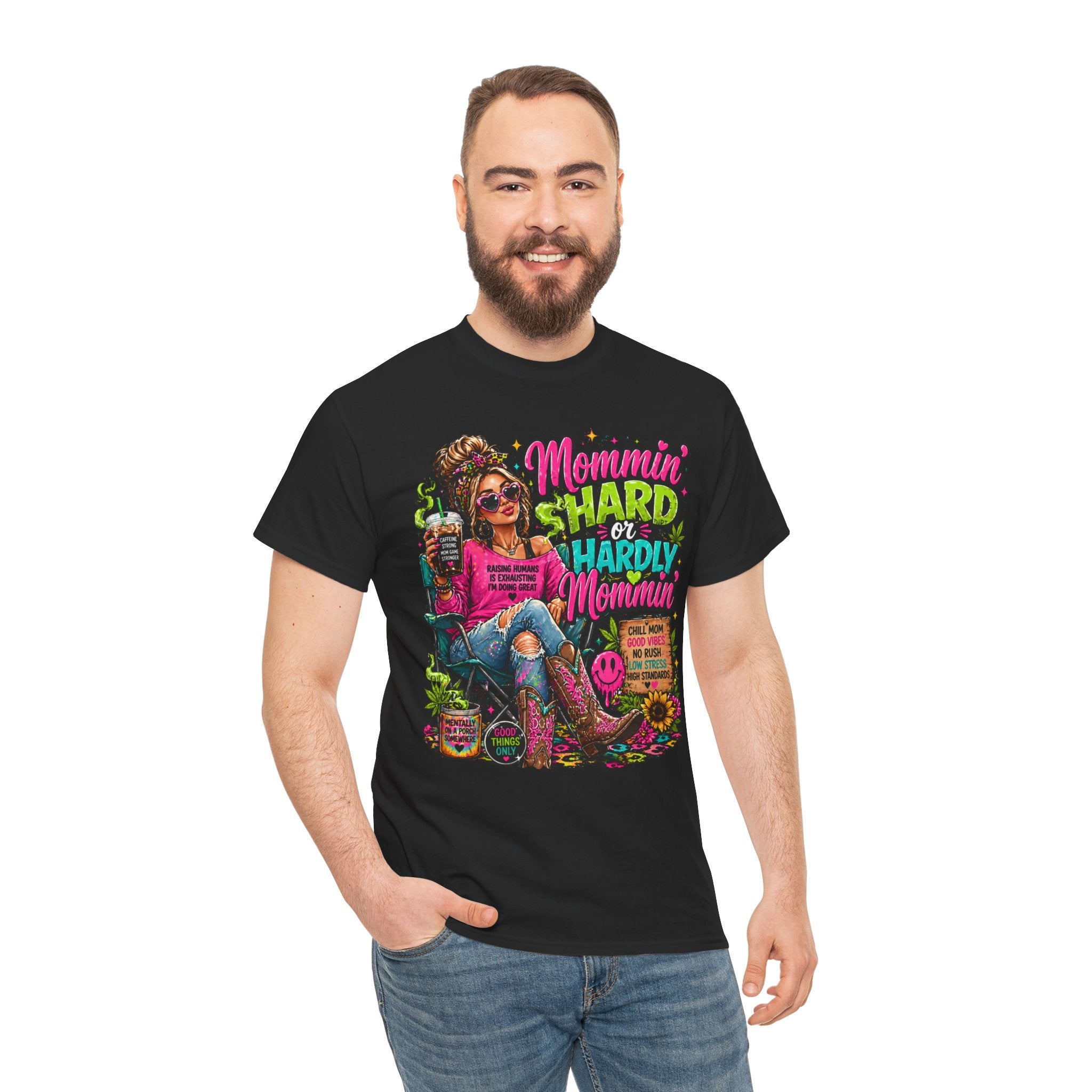 Mommin' Hard & Hardly Mommin' T-Shirt – Funny Mom Vacation Tee