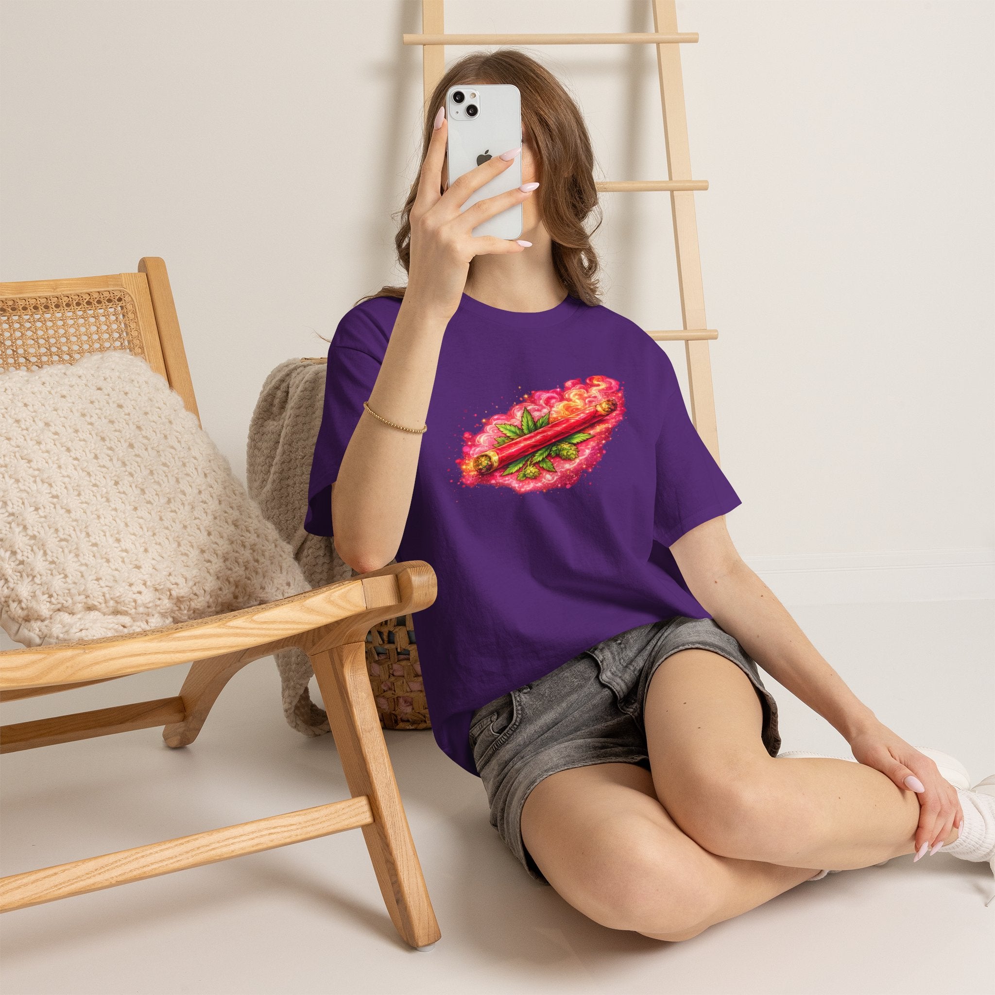 Spicy Cigar Verde Tee — Retro Chili & Cigar Graphic T-Shirt