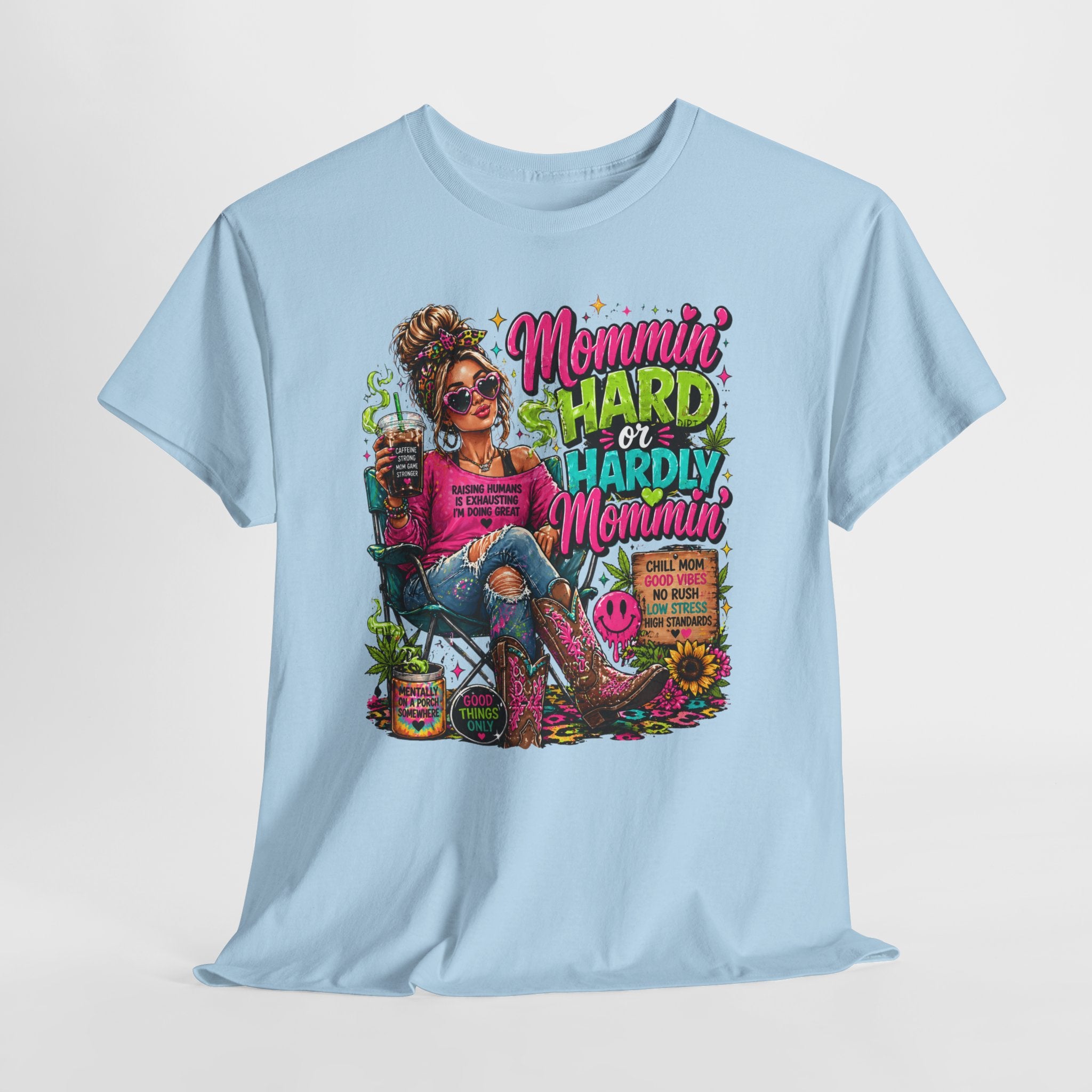 Mommin' Hard & Hardly Mommin' T-Shirt – Funny Mom Vacation Tee