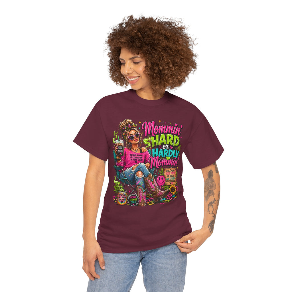 Mommin' Hard & Hardly Mommin' T-Shirt – Funny Mom Vacation Tee