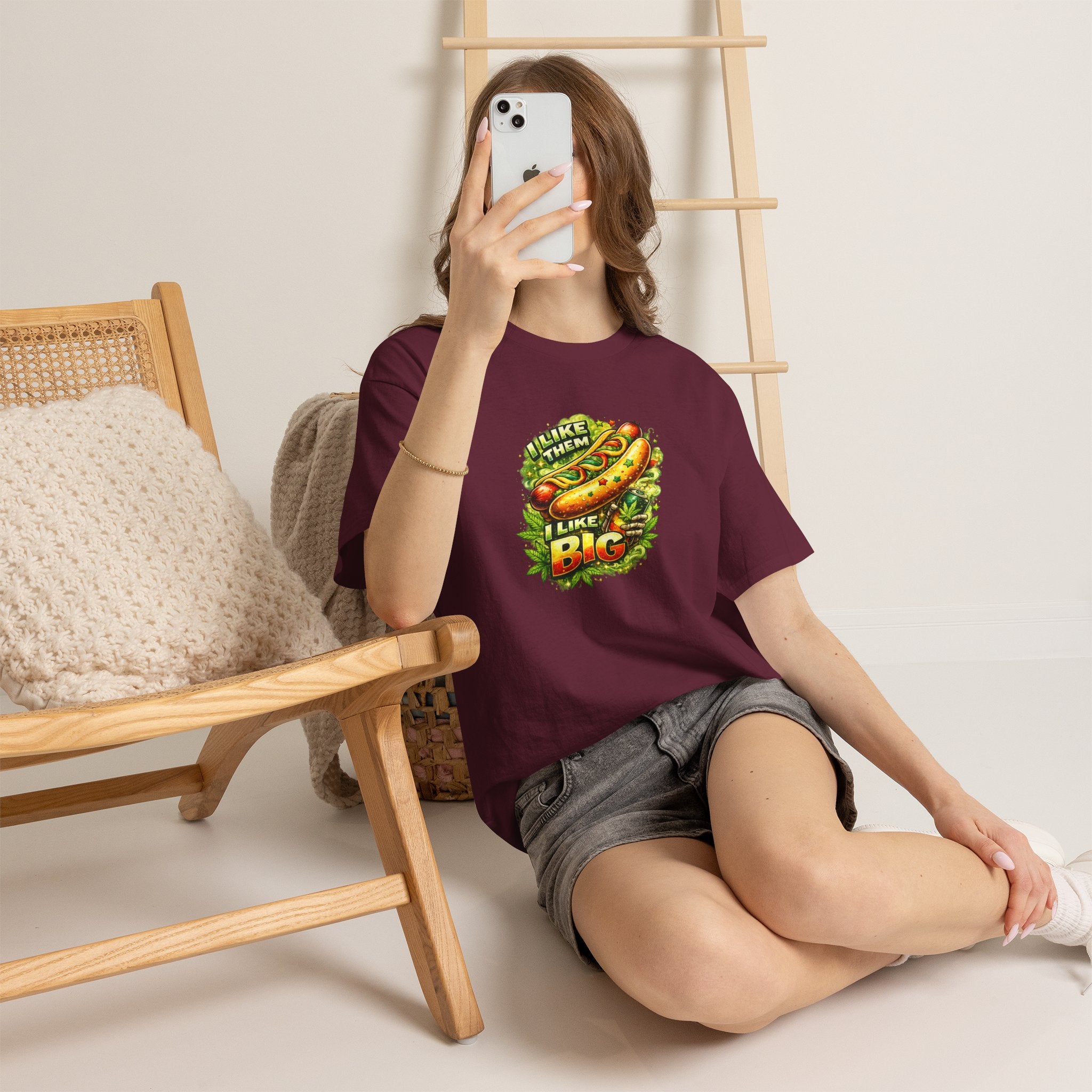 T-Shirt — 'I Like Them Big' Hot Dog Graphic Tee — Funny BBQ & Summer Grill Shirt