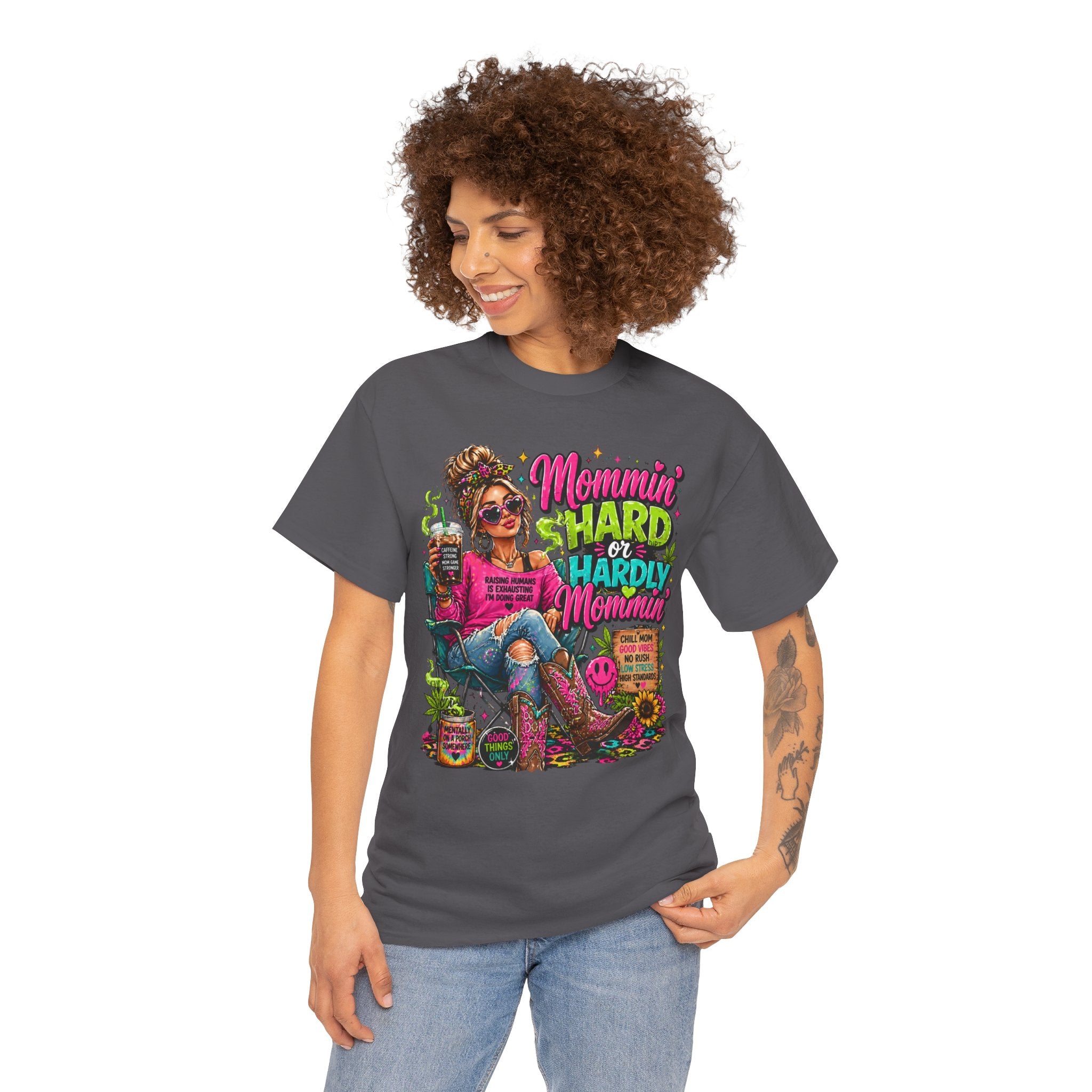 Mommin' Hard & Hardly Mommin' T-Shirt – Funny Mom Vacation Tee